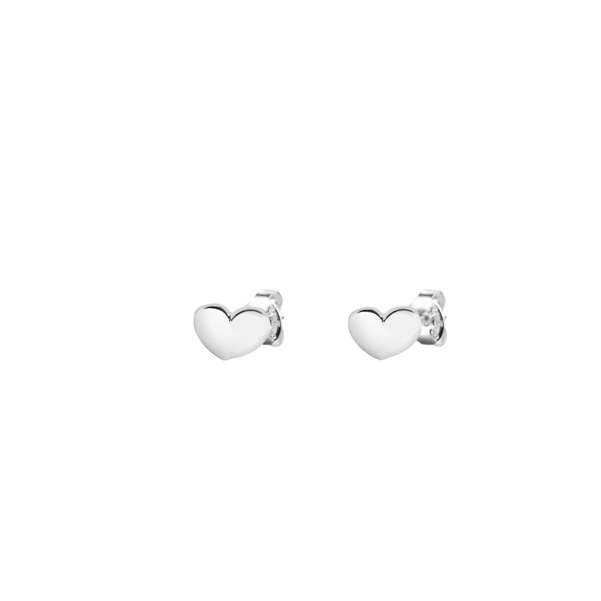 Drakenberg_Sjölin_Loving_Heart_medium_studs_LHT_E2M000_S_hos_Jarl_Sandin