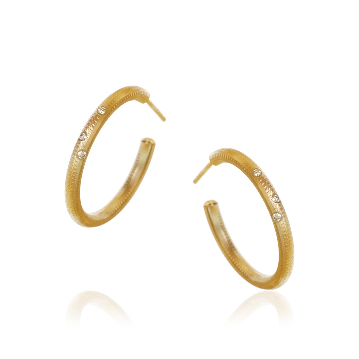 Dulong, Fine Jewelry_Esme_Diamantörhängen i Guld_ESM1-A2030_hos_Jarl_Sandin