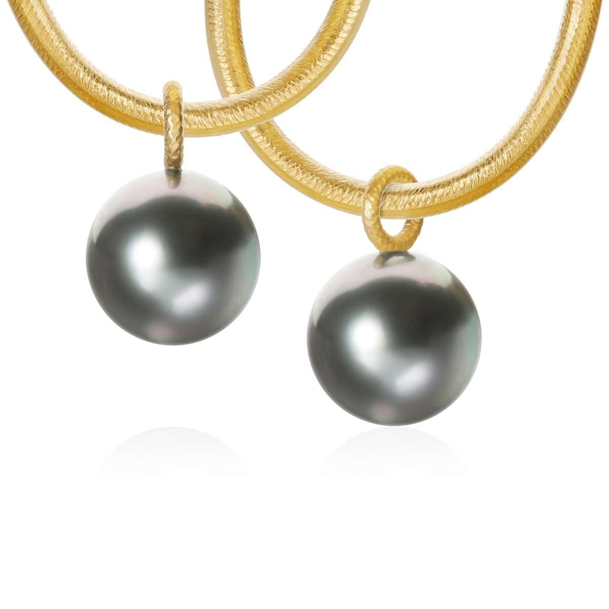 Dulong_Fine_Jewelry_GLO2_A1408_Hos_Jarl_Sandin1