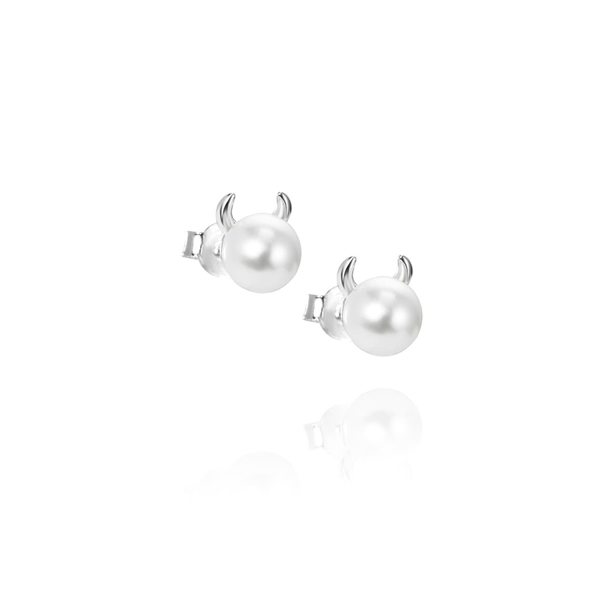 Efva_Atting_itte_Devi_Ear_12-100-01797(1)_hos_Jar_Sandin