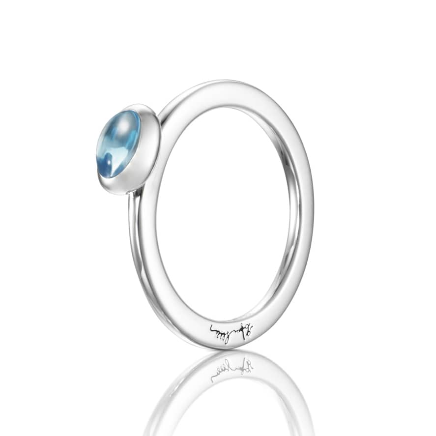 Efva_Attling_Love_Bead_Ring_Silver_Topaz_13-100-01575(1)_hos_Jarl_Sandin