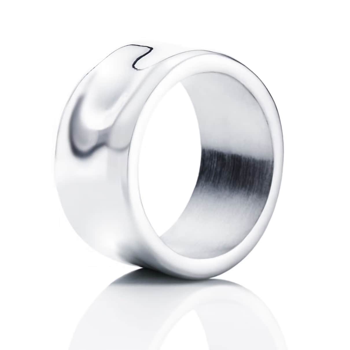 Moonwalk wide ring