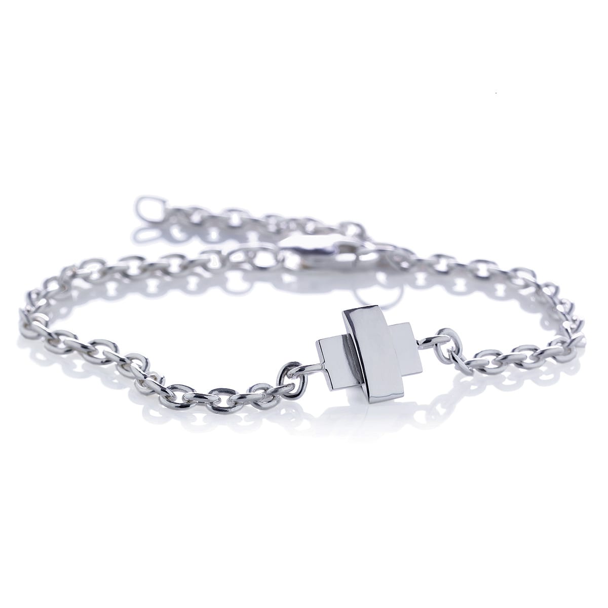 Efva_Attling_smycken_Little Cross Bracelet 14-100-00322(1)_hos_Jarl_Sandin
