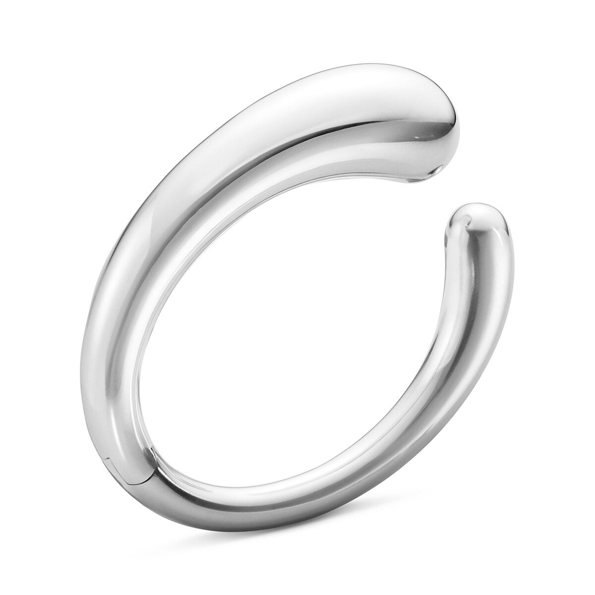 Georg Jensen_armring_i_silver_20000646_MERCY_MEGA_BANGLE_634C_SILVER_hos_Jarl_Sandin