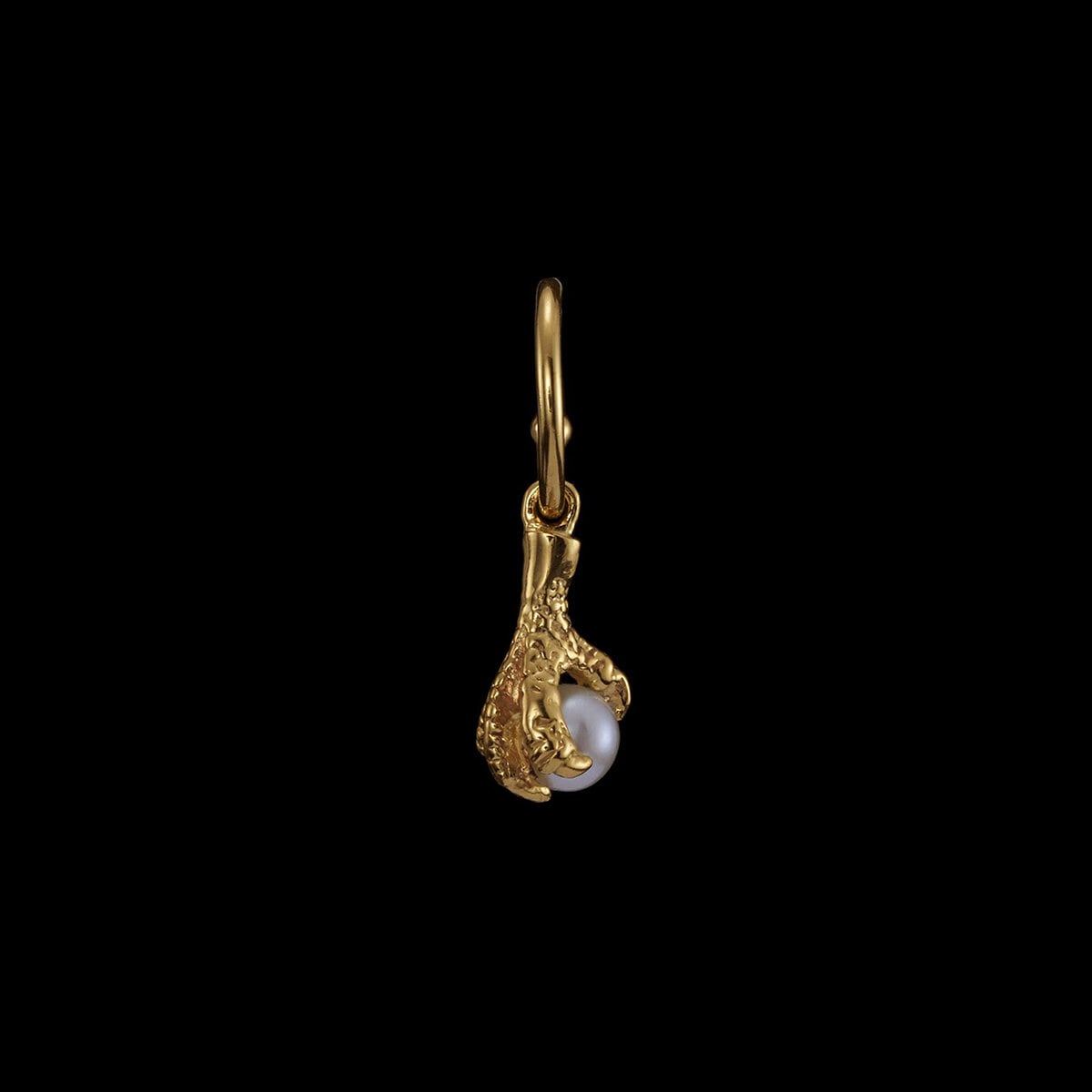 Tiny Claw Pearl Earring 