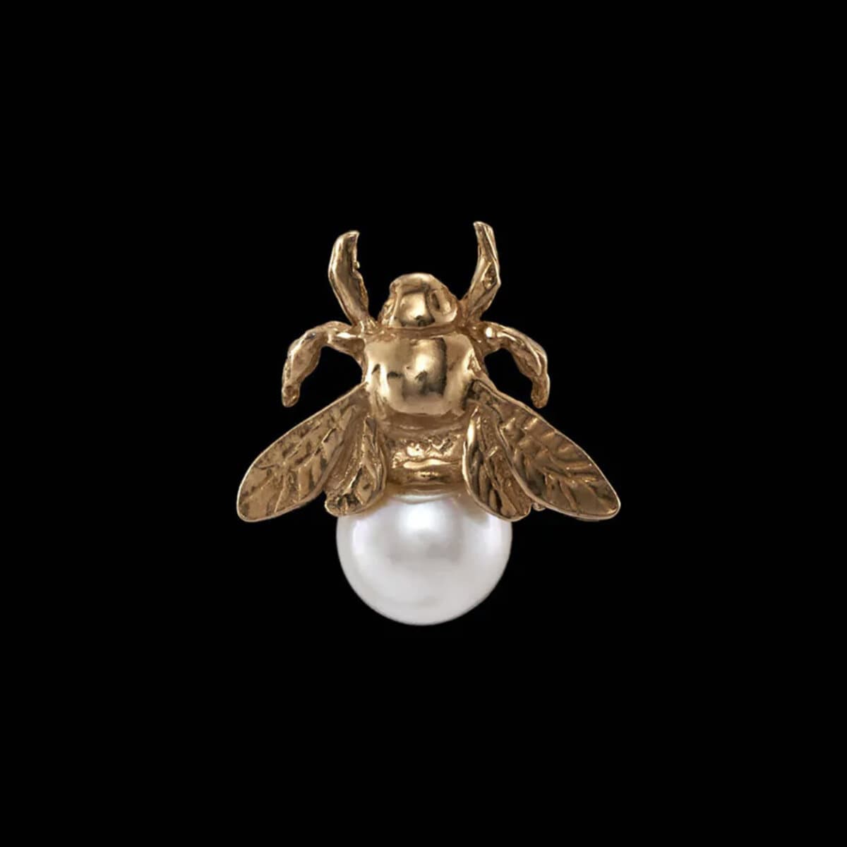 Bumblebee Pearl Ear Stud