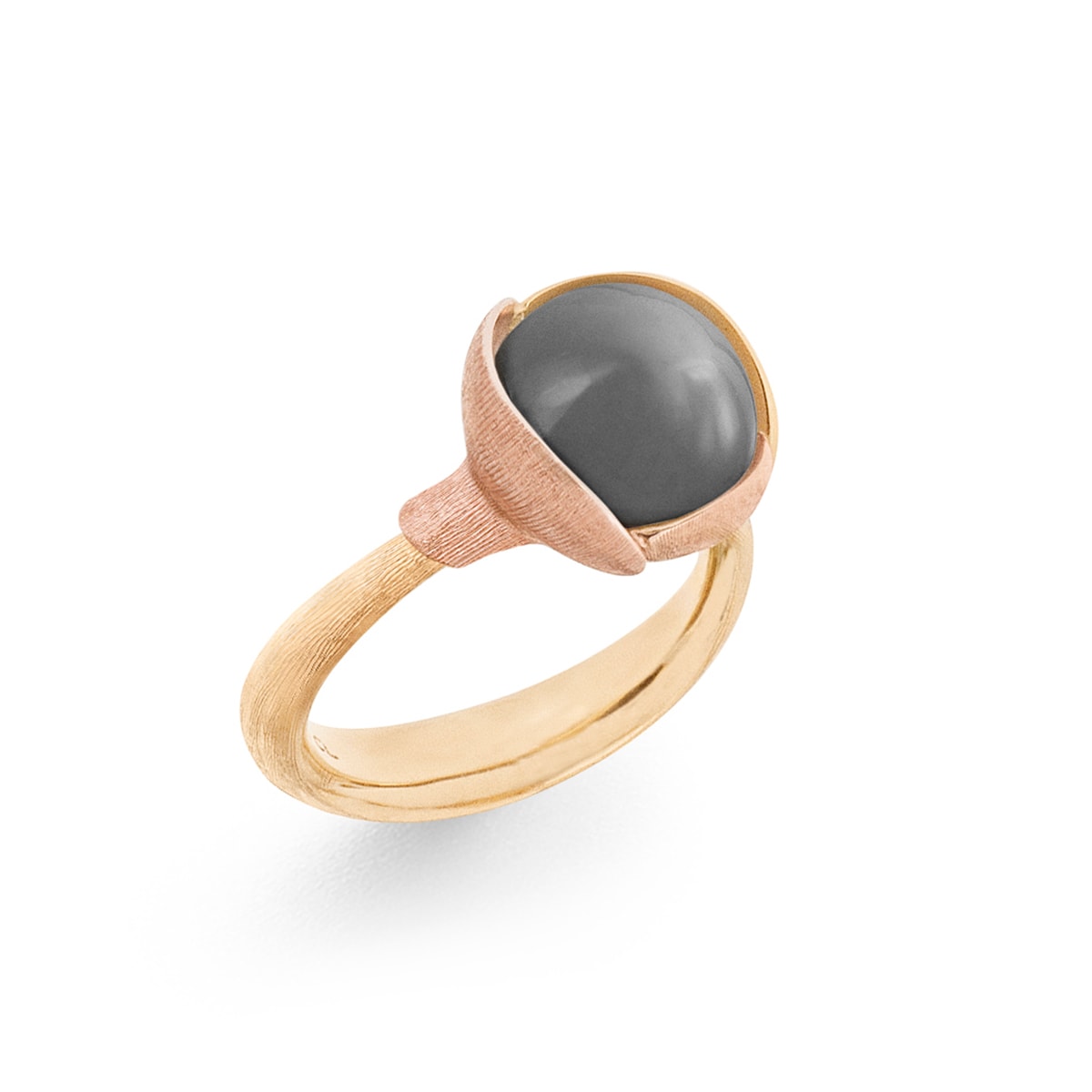 Ole_Lynggaard_Ring_Lotus_2_Grey_Moon_stone_A2651-405_hos_Jarl_Sandin