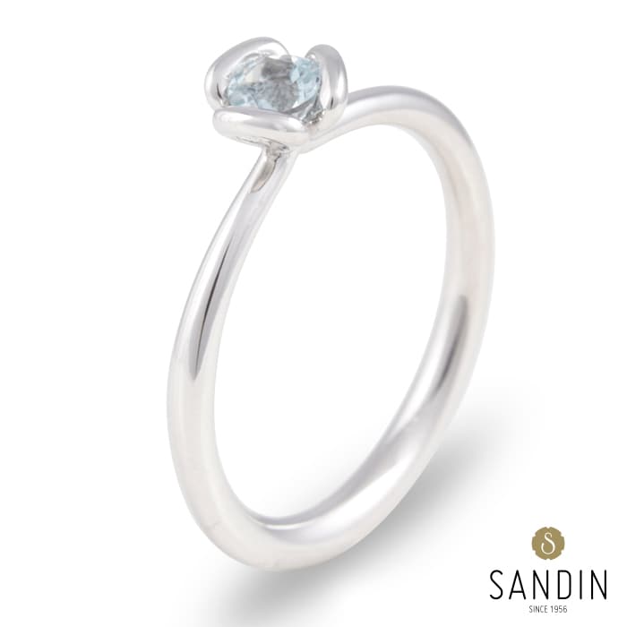 Sandin-1956-Blossom-Ring-i-vitguld-med-Aquamarin-hos-Jarl-Sandin_3782