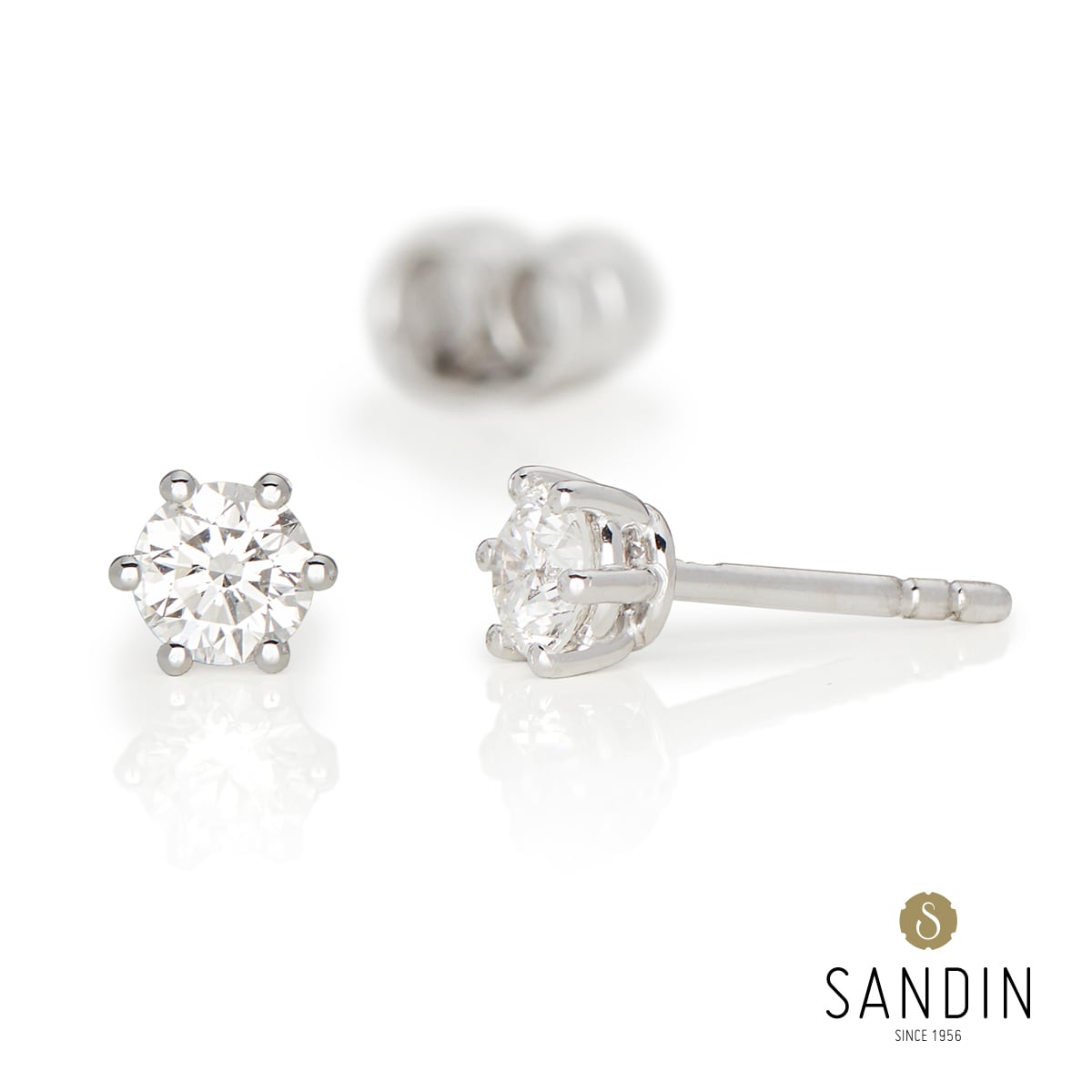 Sandin_1956_Light_Solitaire_örhänge_vg_2x0,30ct_hos_Jarl_Sandin