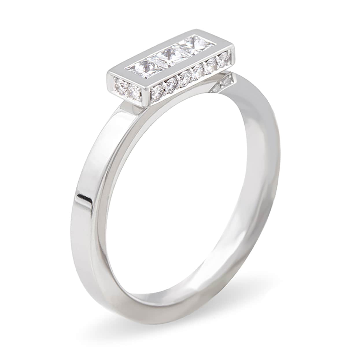 Puzzle Ring - T-bar.